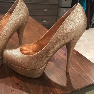 Sparkly pumps